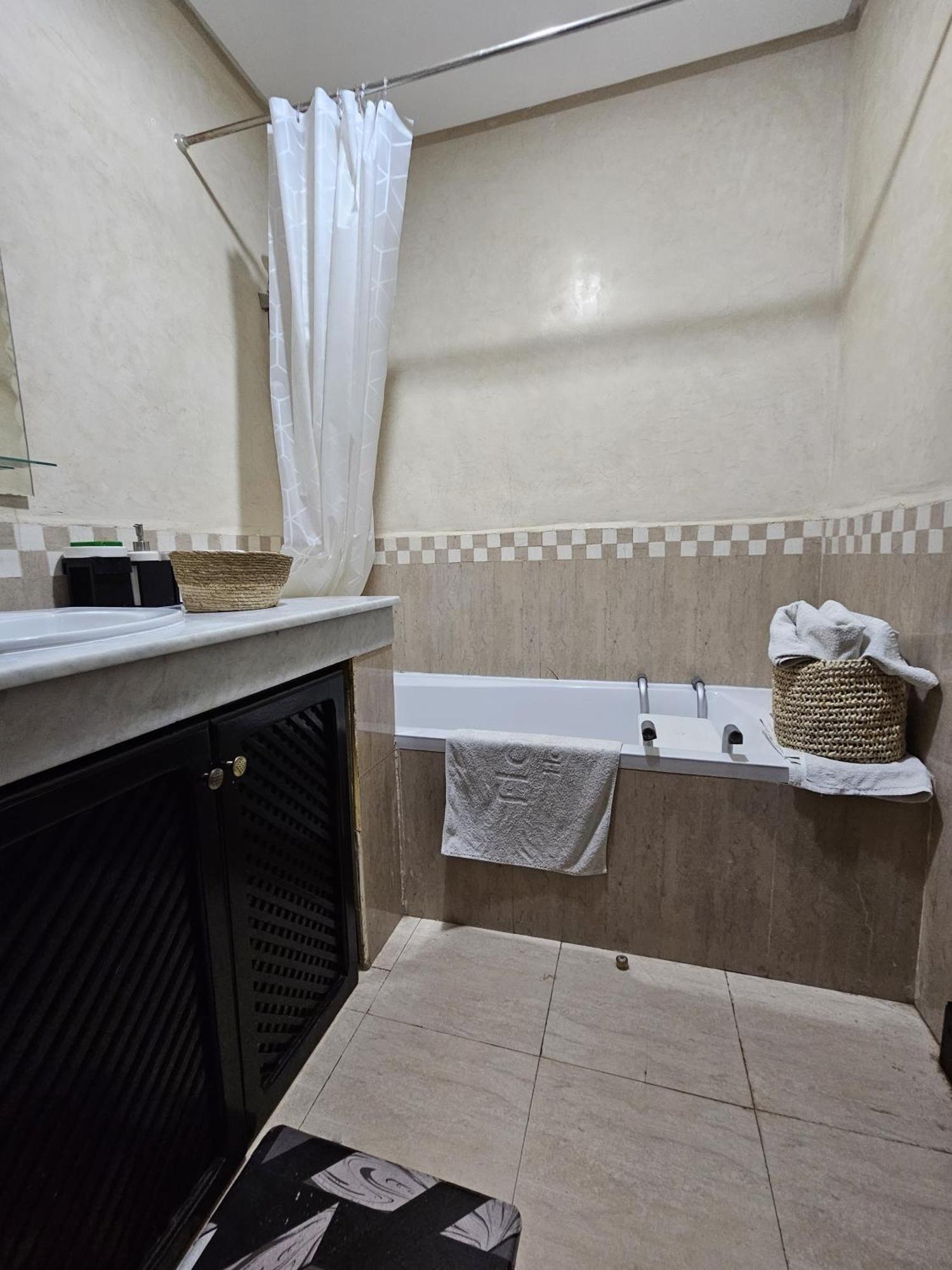 Appartement Douillet Au Centre Gueliz Marrakesh Extérieur photo